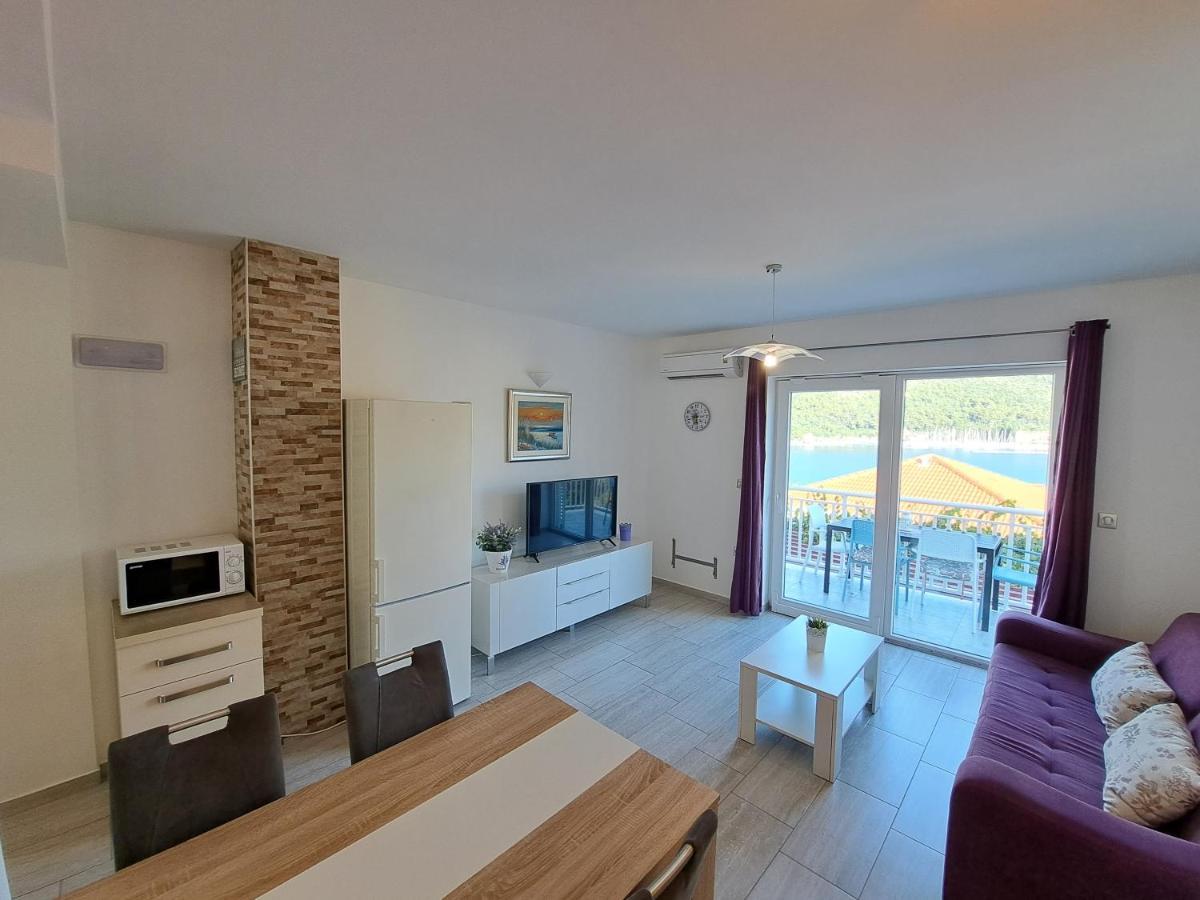 Apartments Sisevic - Comfort Apartments With Balconies And Sea View Slano Esterno foto