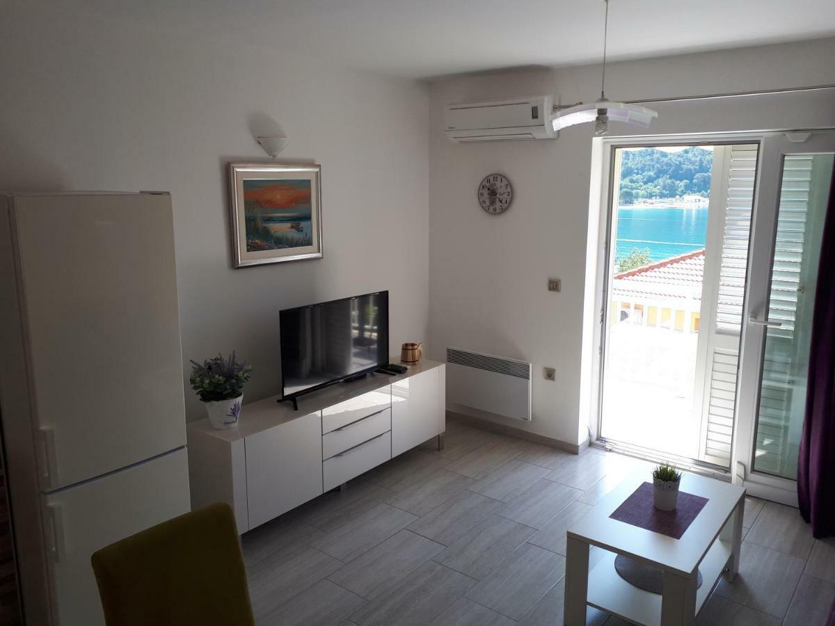 Apartments Sisevic - Comfort Apartments With Balconies And Sea View Slano Esterno foto